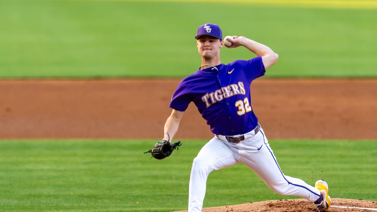 LSU เบสบอลลงจอดในการคาดการณ์การแข่งขันล่าสุดของ D1baseball LSU เบสบอลลงจอดในการคาดการณ์การแข่งขันล่าสุดของ D1baseball