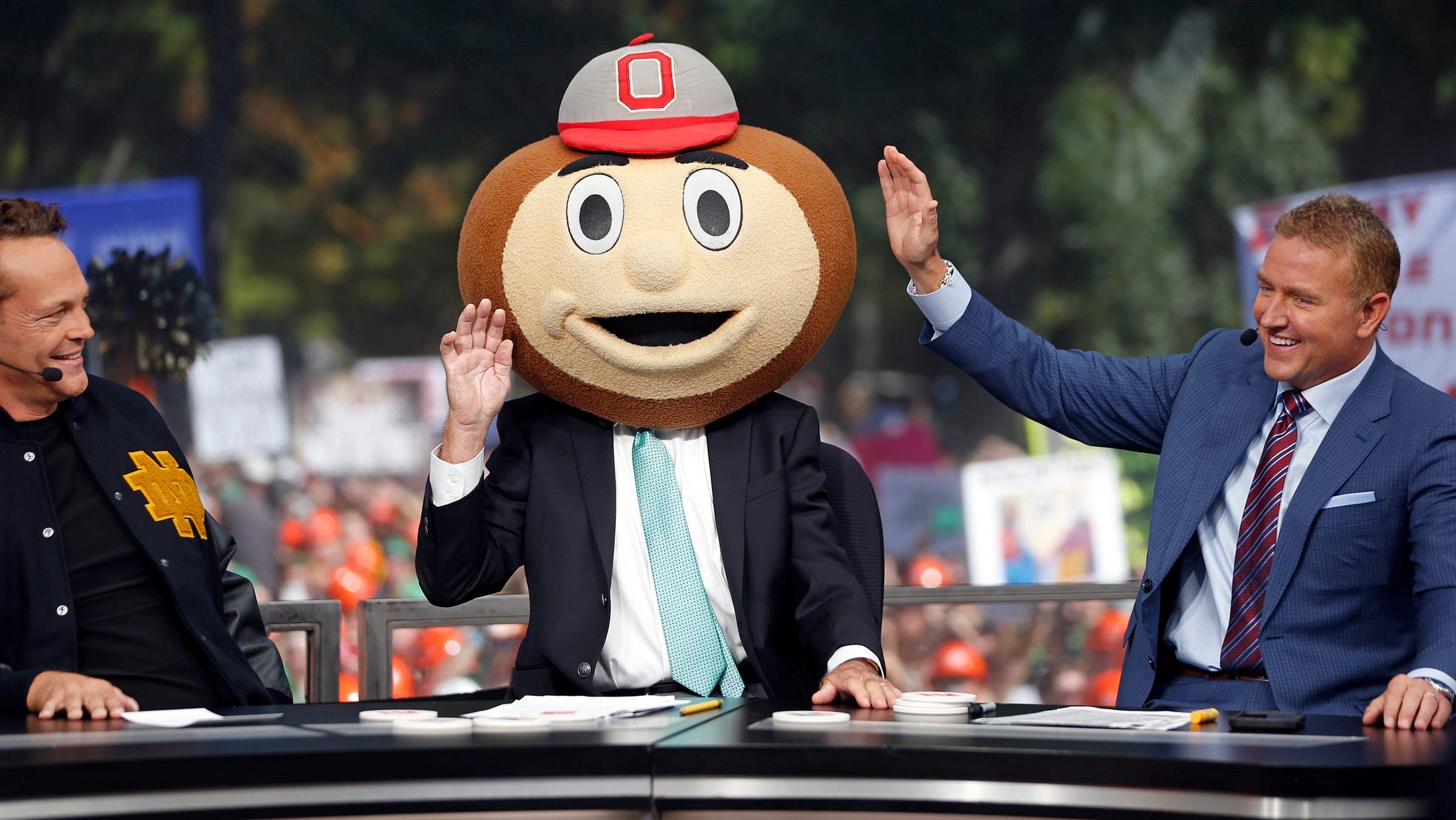 ESPN announces Ohio State as first 2025 College GameDay host