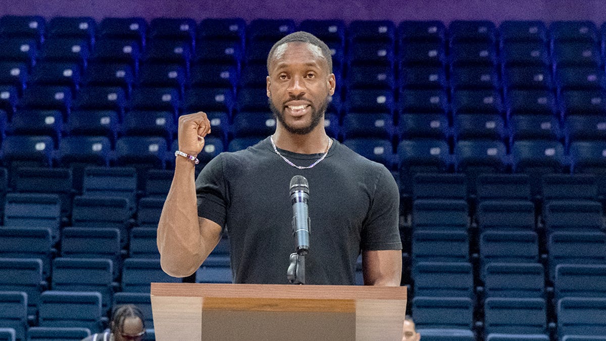 Το Memphis basketball προσλαμβάνει τον εκτελεστή του NBA G League Gabriel Harris ως GM