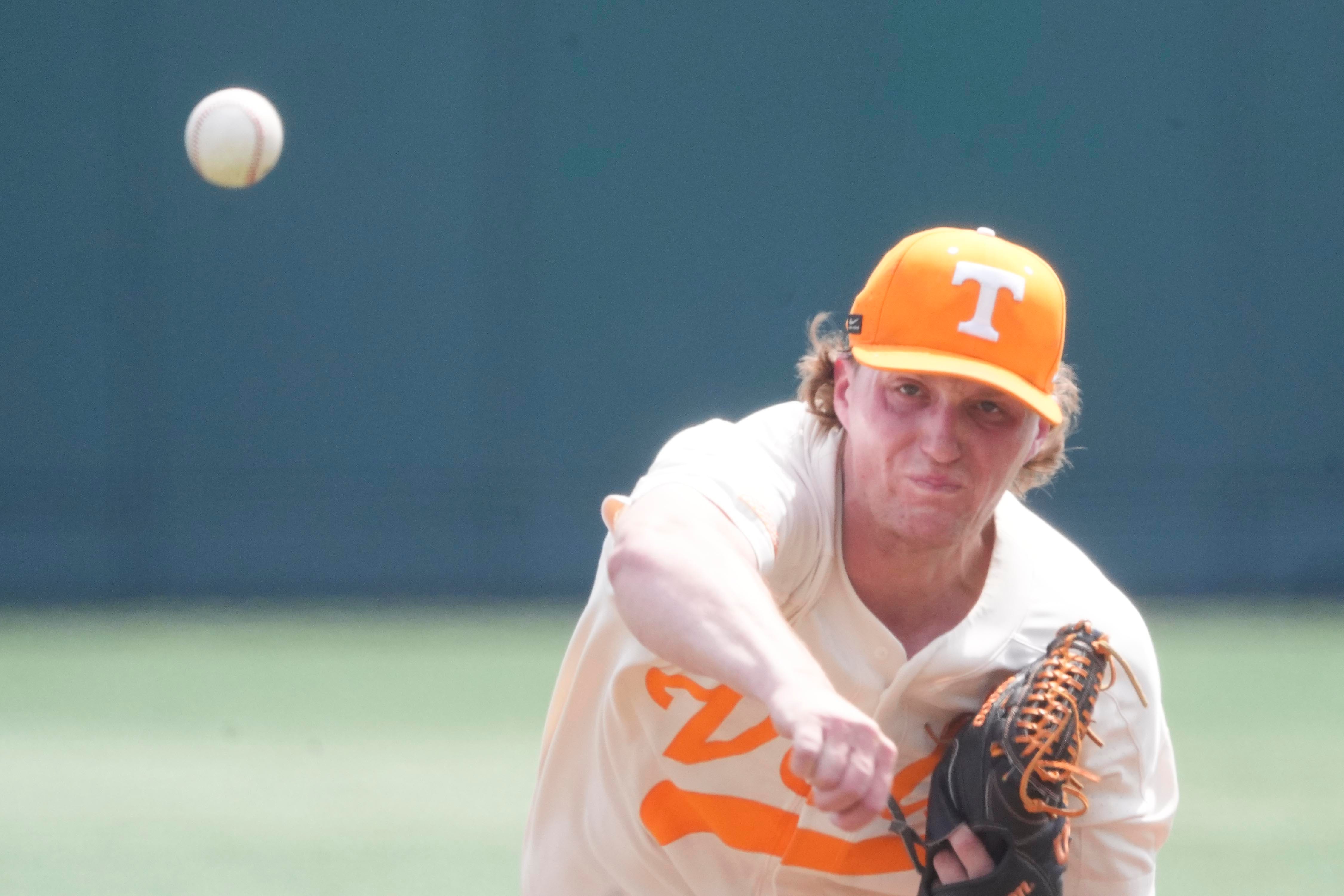 Tennessee blows ninth-inning lead, loses on LSU walk-off homer  www.knoxnews.com