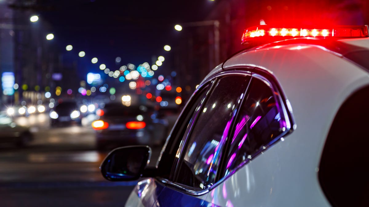 Tempe man suspected of killing Arizona couple shot dead after shooting Missouri trooper Tempe man suspected of killing Arizona couple shot dead after shooting Missouri trooper