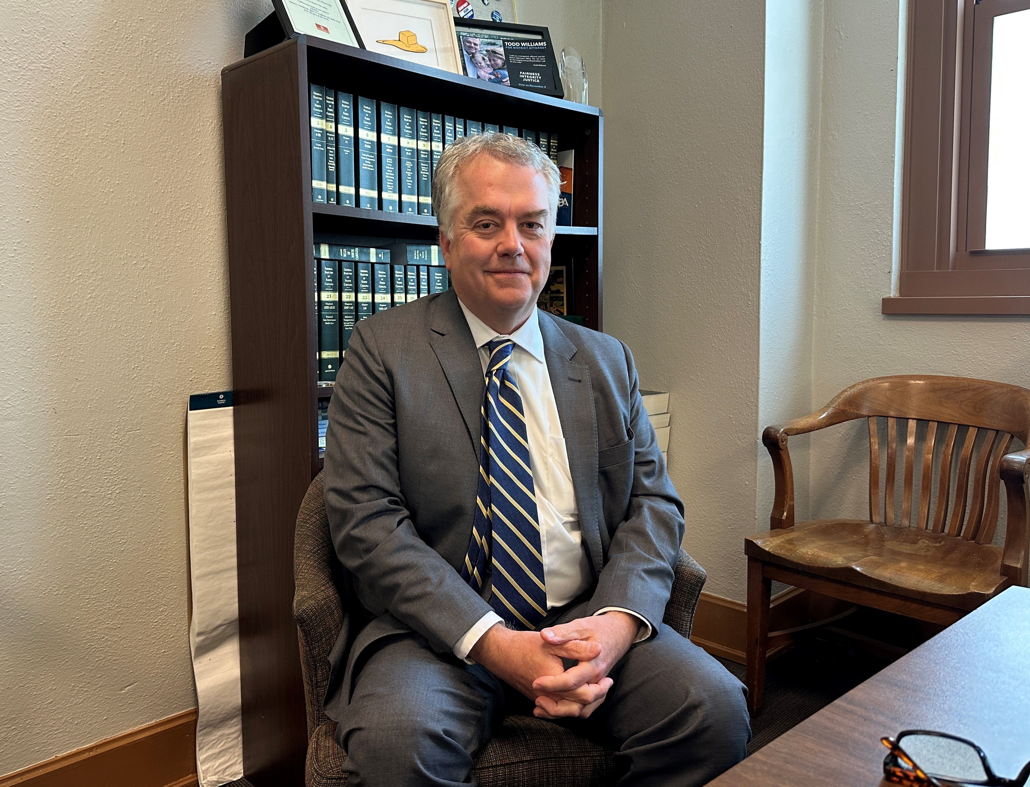 Buncombe County DA Race: Moore Challenges Williams for Position Buncombe County DA Race: Moore Challenges Williams for Position