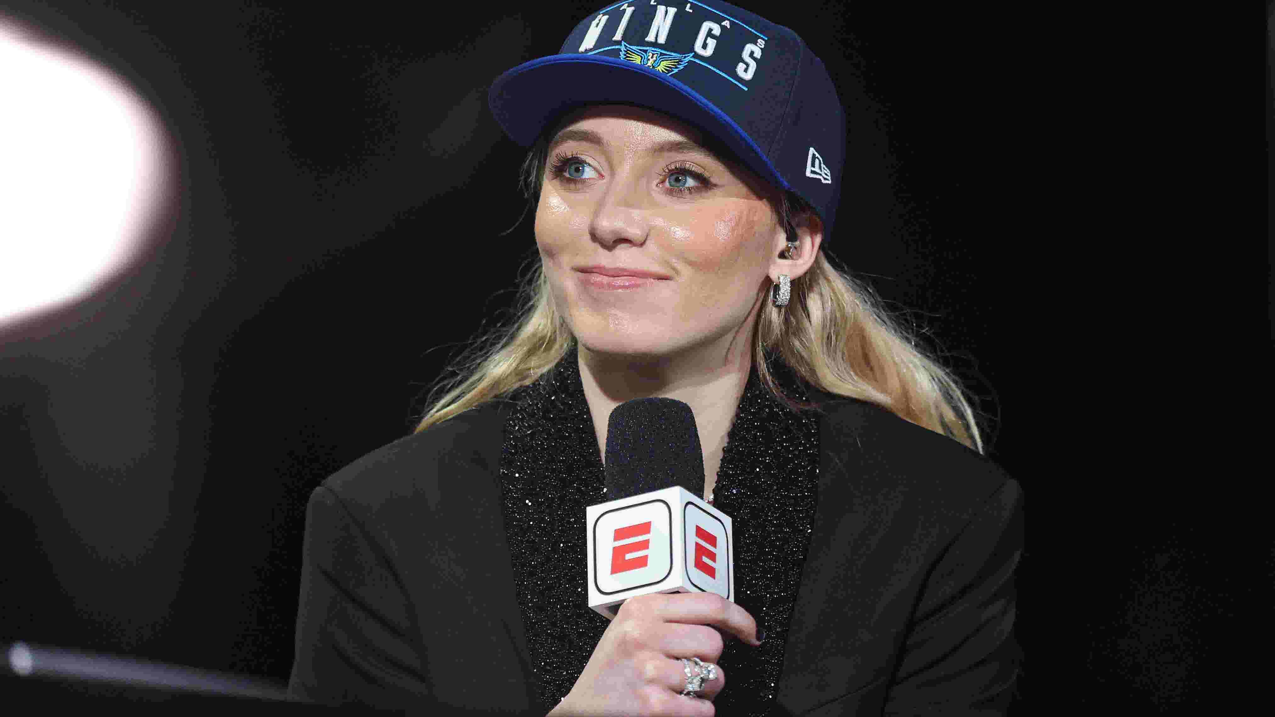 Can the Dallas Wings make the postseason with Paige Bueckers?