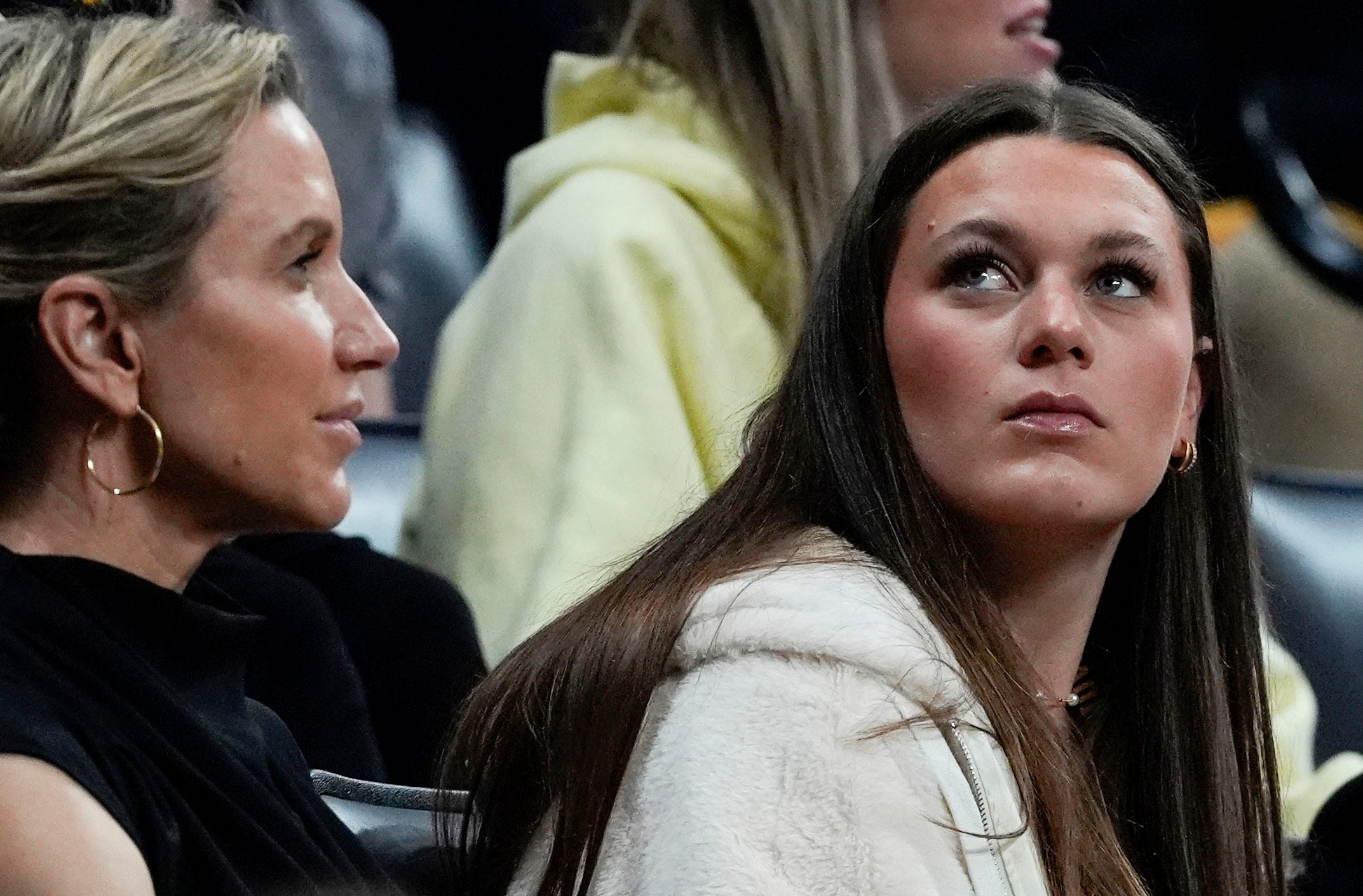 Who are the top high school girls basketball recruits in 2026 class?