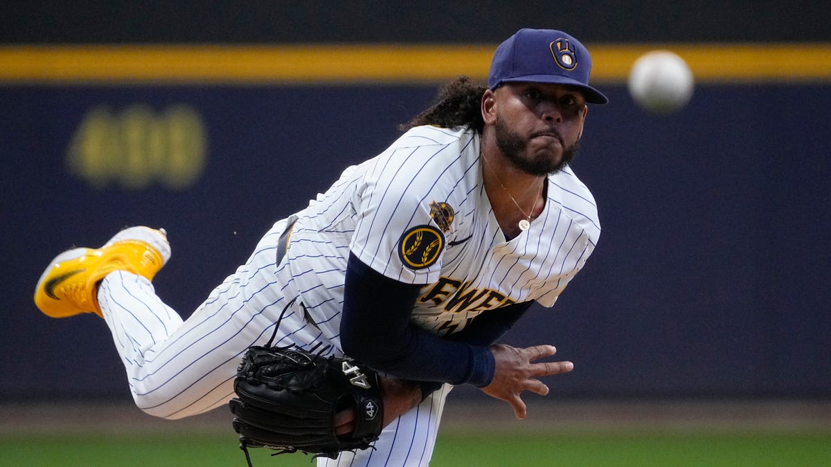Milwaukee Brewers vs Minnesota Twins score, live game updates, highlights Milwaukee Brewers vs Minnesota Twins score, live game updates, highlights