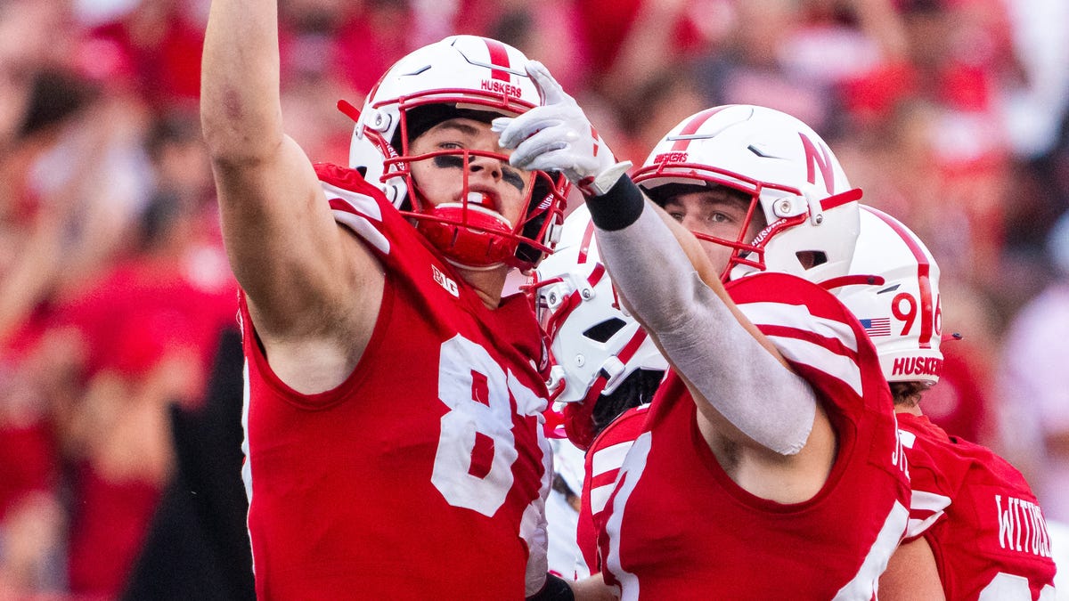 Former Nebraska tight end commits to North Carolina State Former Nebraska tight end commits to North Carolina State