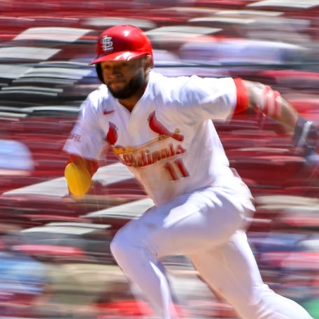 May 7, 2025; St. Louis, Missouri, USA; St. Louis Cardinals center fielder Victor Scott II (11) runs against the Pittsburgh Pirates during the fifth inning at Busch Stadium. Mandatory Credit: Jeff Curry-Imagn Images