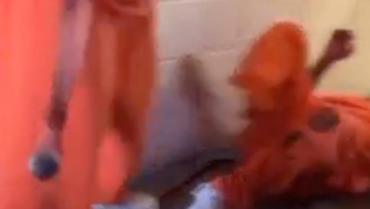 Arizona prison guard union head says attack on video not ‘one-off’ Arizona prison guard union head says attack on video not ‘one-off’