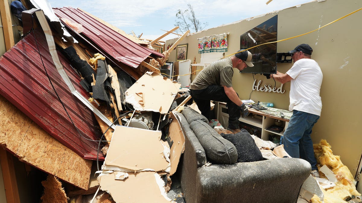 'Nocturnal monster': After days of killer tornadoes and storms ...