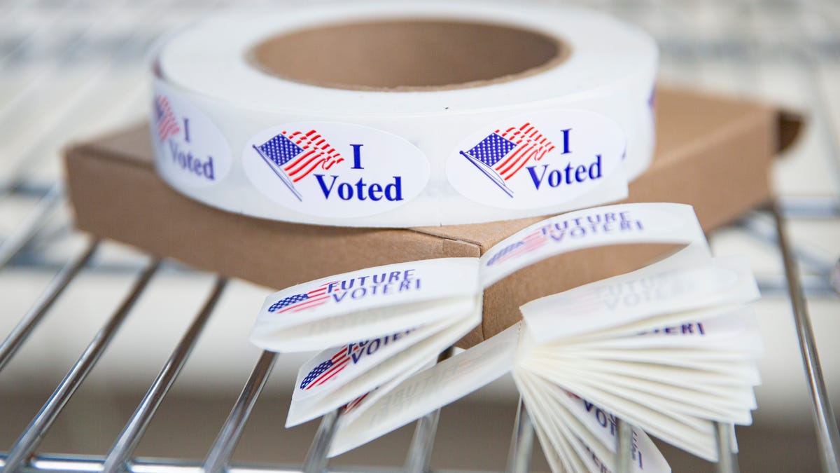 83744849007-250520-election-day-voting-a