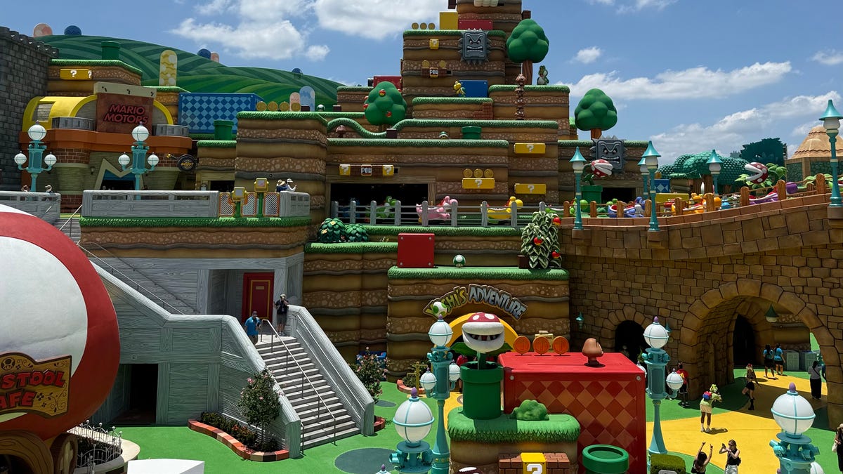 Super Nintendo World features multiple levels of play at Universal Epic Universe.