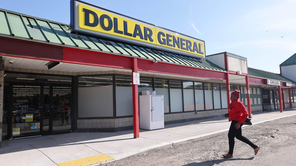 The new Dollar General, Oak Village Crossing in Brockton on Monday, May 12, 2025.