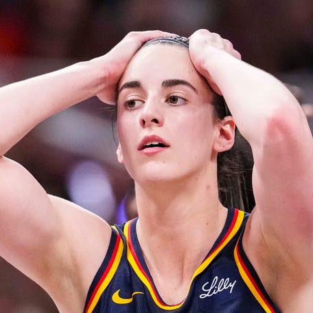 Indiana Fever guard Caitlin Clark (22) reacts to the action Tuesday, May 20, 2025, during a game between the Indiana Fever and the Atlanta Dream at Gainbridge Fieldhouse in Indianapolis.