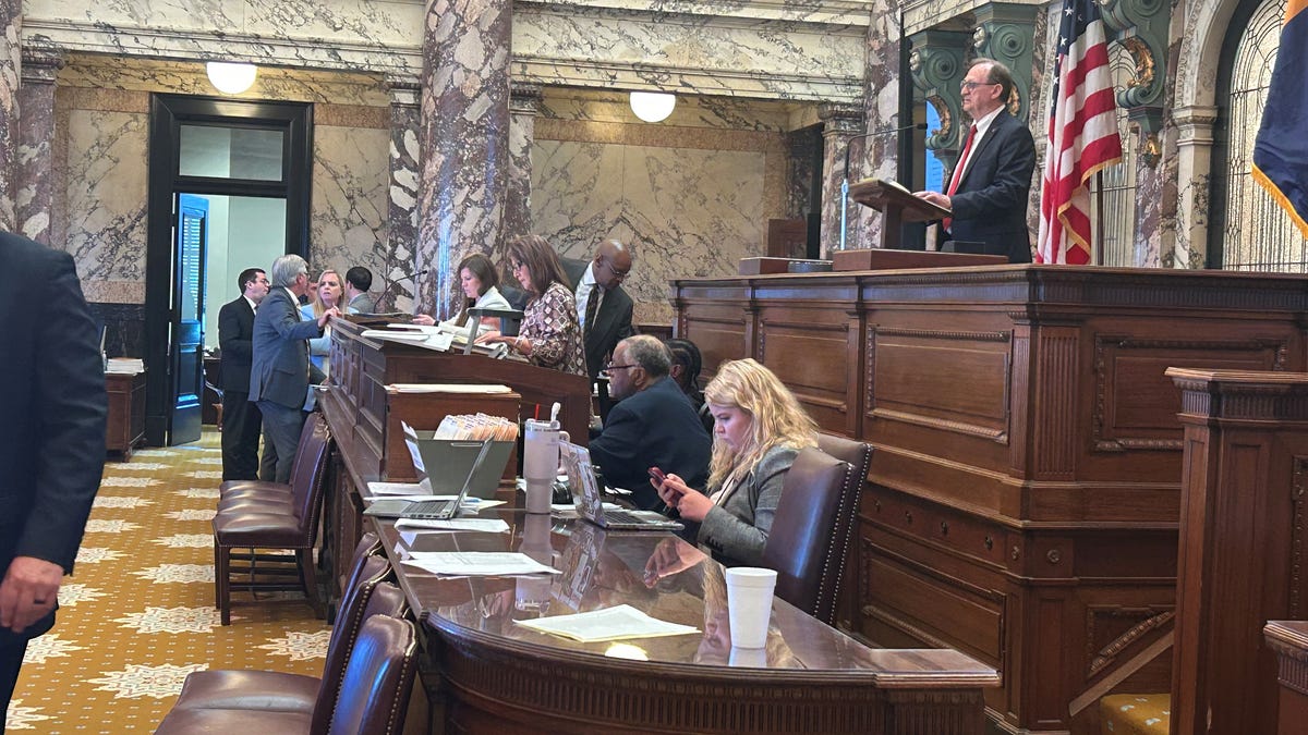 MS Senate pushes through bills to approve billion budget and end special session. See details MS Senate pushes through bills to approve billion budget and end special session. See details