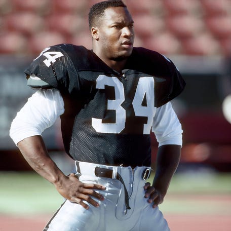 Jan 13, 1991; Los Angeles, CA, USA; FILE PHOTO; Bo Jackson of the Los Angeles Raiders in action against the Cincinnati Bengals during the 1990 season playoffs at the Los Angeles Coliseum. Mandatory Credit: Photo By USA TODAY Sports