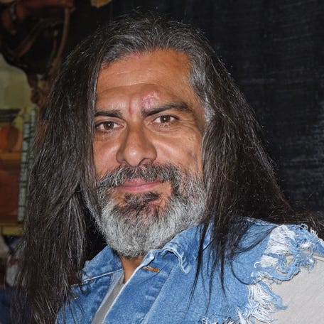 Jonathan Joss attends the Smoky Mountain Fan Fest 2021, Gatlinburg Convention Center, Gatlinburg, TN July 31, 2021.