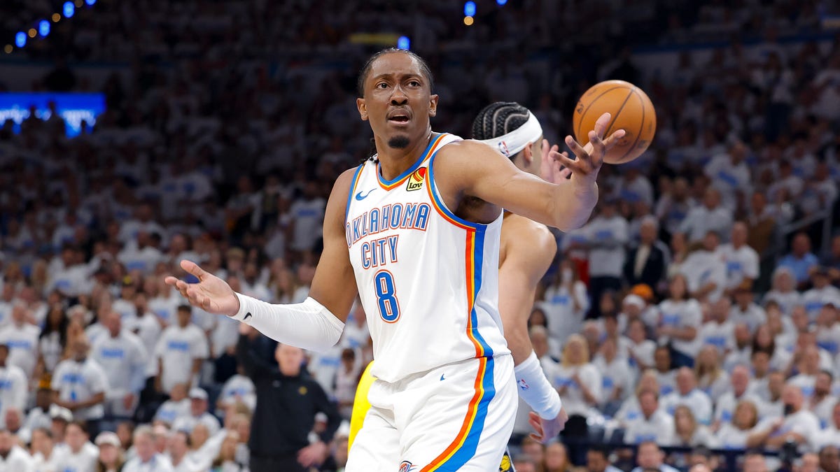 Oklahoma City Thunder forward Jalen Williams (8) reacts to a call during the third quarter against the Indiana Pacers.
