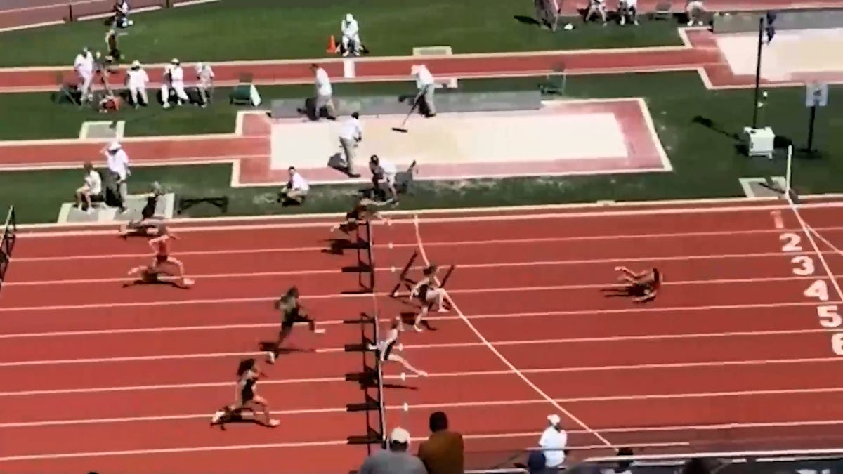 Watch Oregon high school track star somersault over finish line, win first place Watch Oregon high school track star somersault over finish line, win first place
