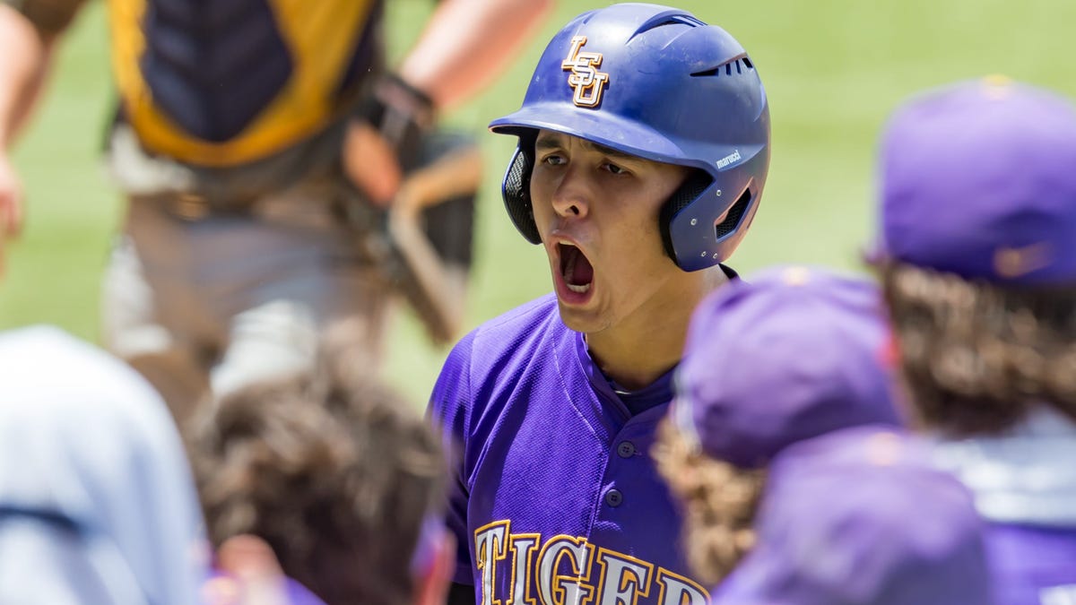 Recap: LSU baseball beats West Virginia and clinches return to Omaha Recap: LSU baseball beats West Virginia and clinches return to Omaha