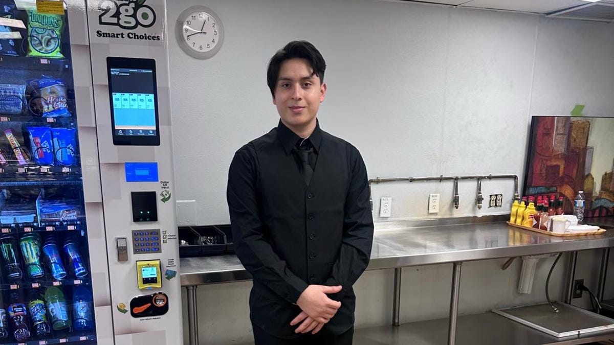 Detroit high school student detained by ICE pleads to halt deportation ...