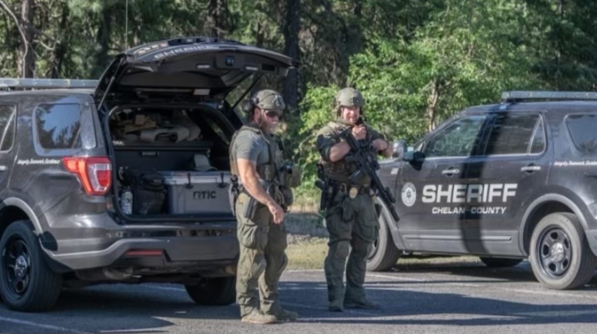 Whitney Decker speaks; cadaver dog to hunt for Travis Decker Whitney Decker speaks; cadaver dog to hunt for Travis Decker