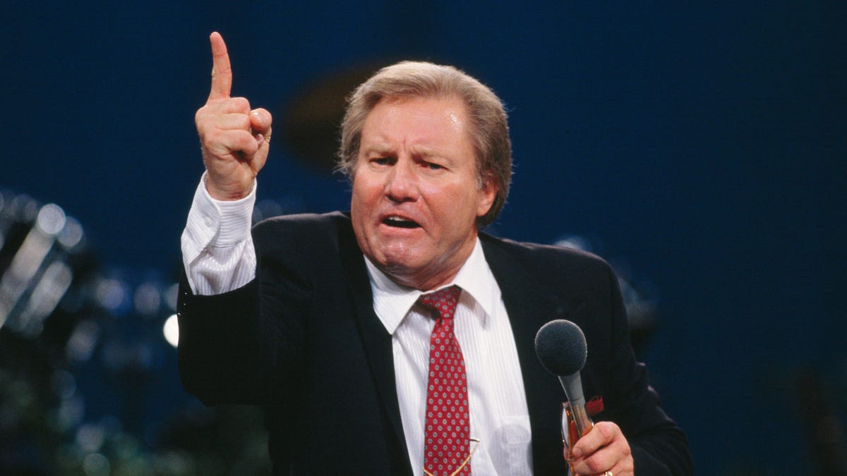 Rev. Jimmy Swaggart's family gives update on televangelist's condition