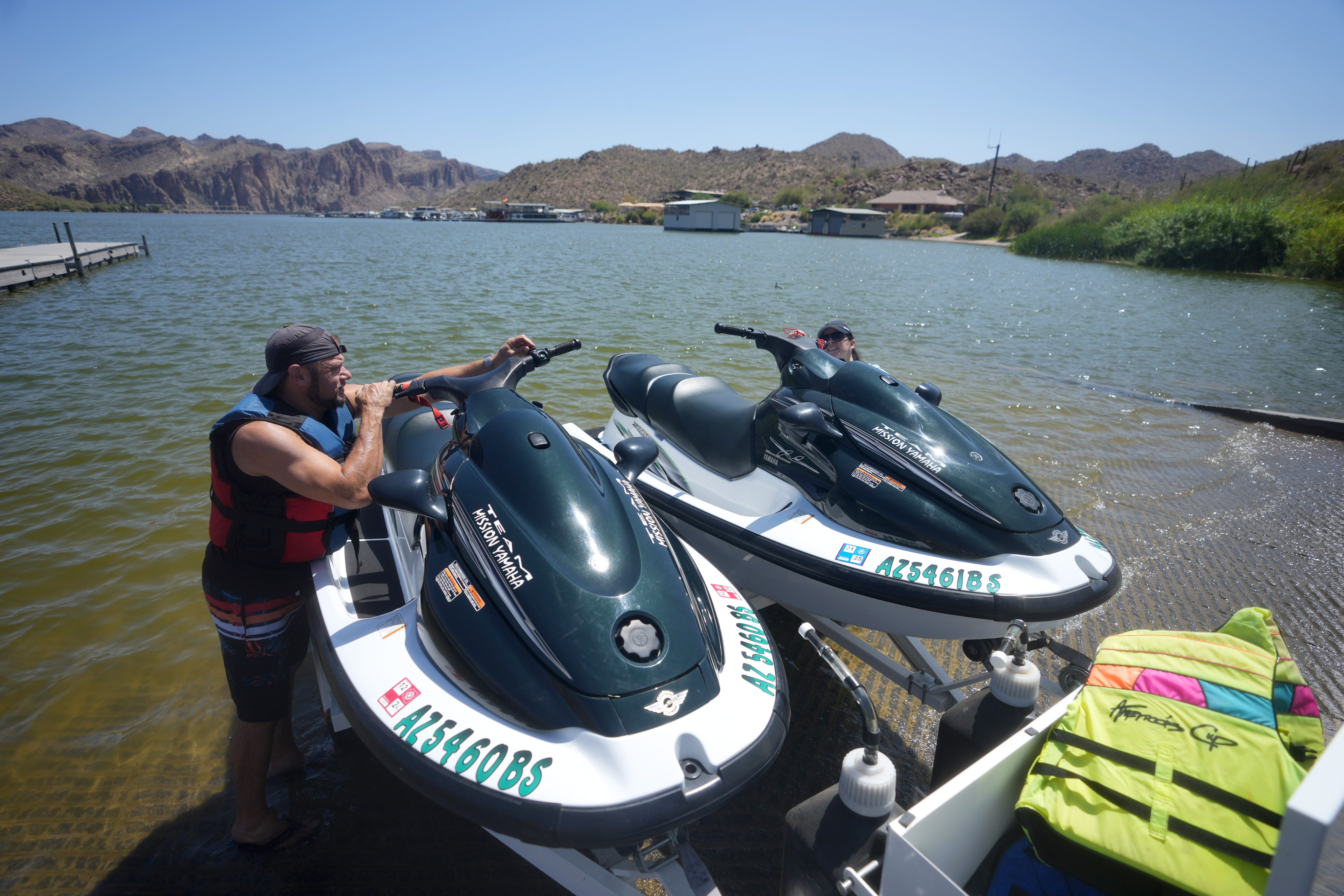 https://www.gannett-cdn.com/authoring/authoring-images/2025/06/18/PPHX/84251530007-saguaro-lake-10.jpg?auto=webp&crop=5615,3159,x0,y292&format=pjpg&width=1200