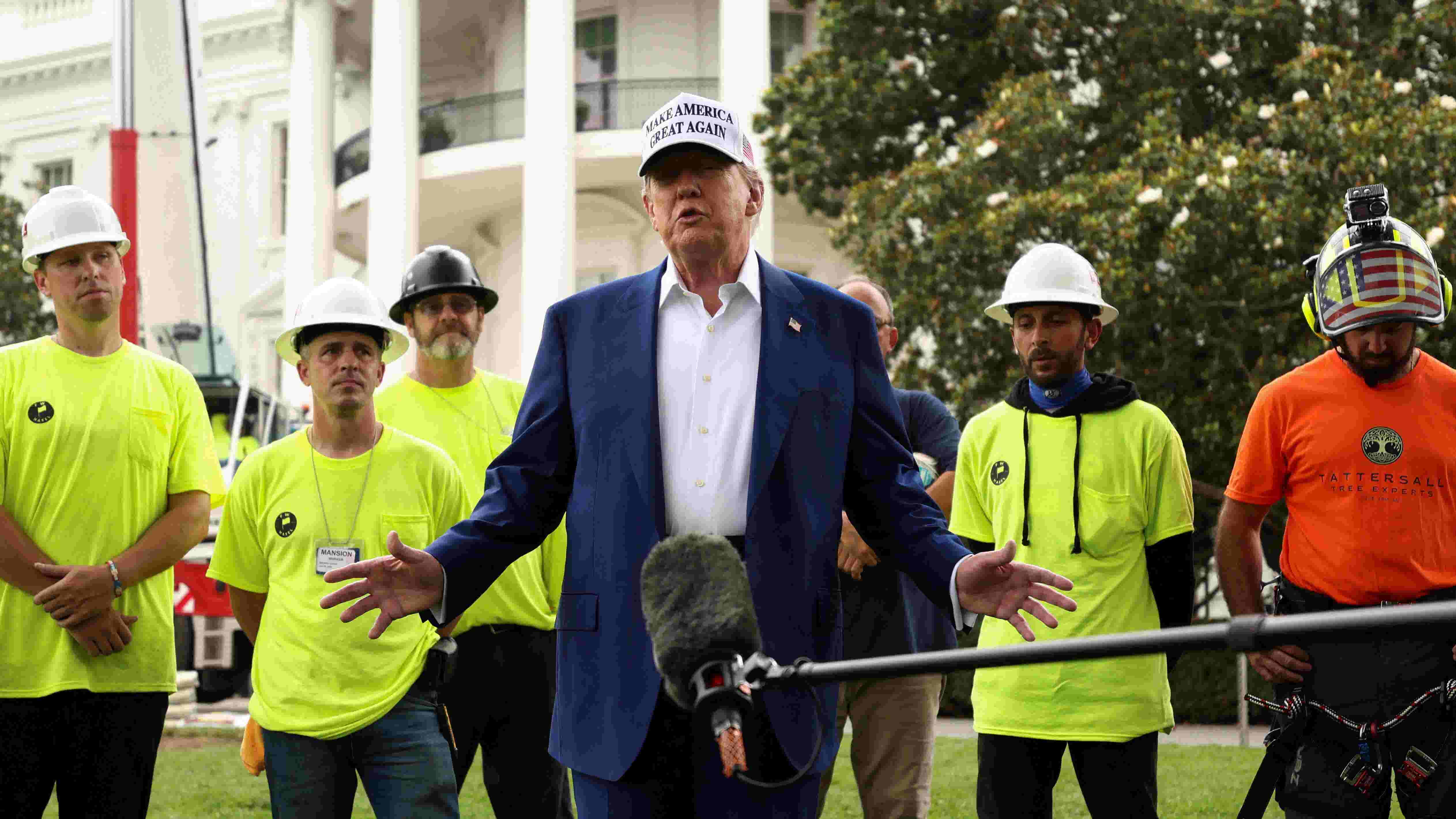 https://www.gannett-cdn.com/authoring/authoring-images/2025/06/18/USAT/84260905007-20250618-t-143823-z-71679534-rc-215-fanx-049-rtrmadp-3-usatrump.JPG?crop=5051,2841,x0,y263&quality=10
