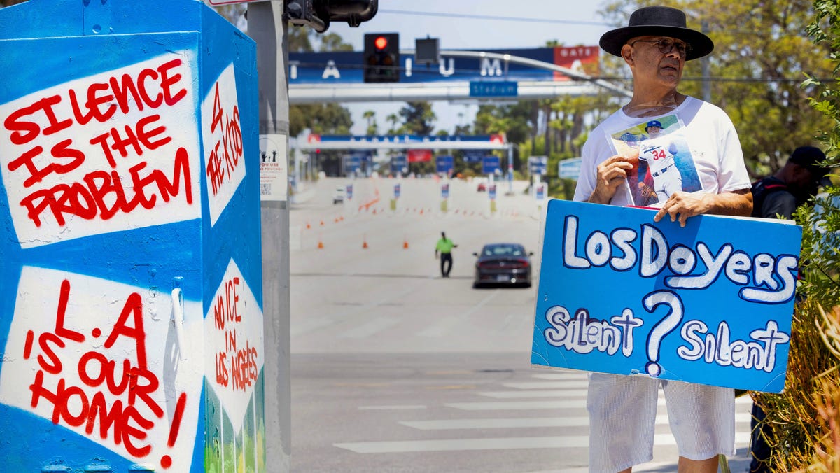 Usa Migration Los Angeles