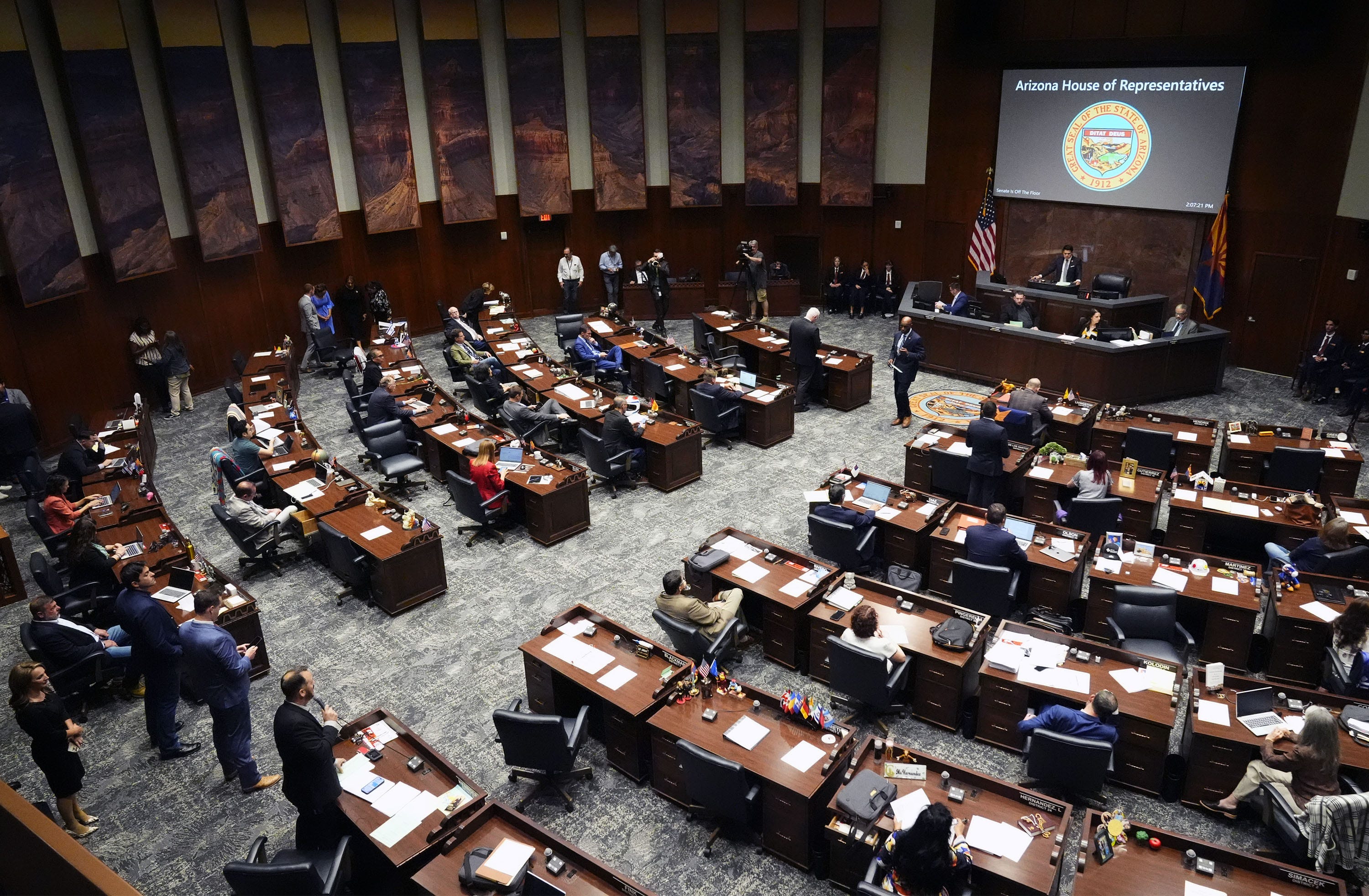 As the session begins, uncertainty over money puts a question mark over Arizona lawmakers’ plans.
