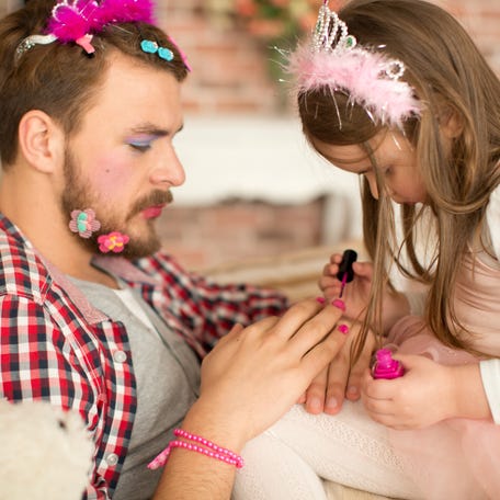 "Girl dads" are melting hearts right now. But what does the social media trend say about modern parenting?