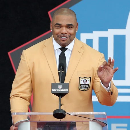 Richard Seymour speaks after unveiling his bust during the Pro Football Hall of Fame Enshrinement at Tom Benson Stadium in Canton on Saturday, August 6, 2022.    Richard Seymour 0087