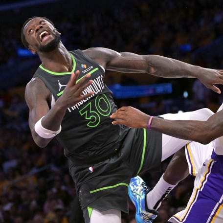 Julius Randle and LeBron James during the 2025 NBA playoffs.