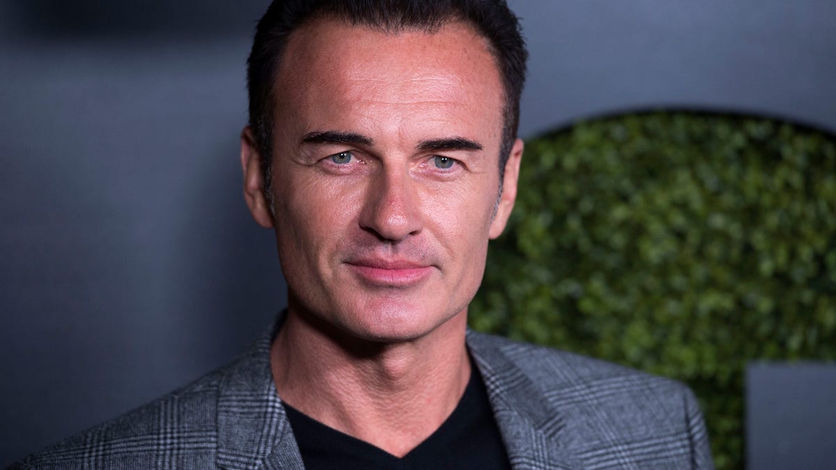 Julian McMahon attends the GQ Men of the Year Party on Dec. 3, 2015.