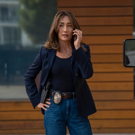 Renée Ballard (Maggie Q), a disgraced detective, is put in charge of LAPD's new and underfunded cold case division.