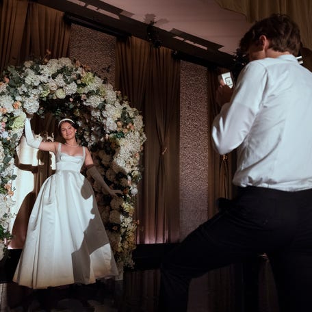 Belly (Lola Tung) photographed at the debutante ball in Season 1 of "The Summer I Turned Pretty."