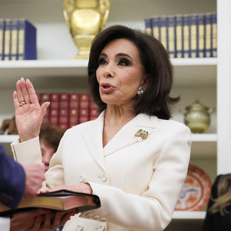 Jeanine Pirro is sworn in as the new interim U.S. Attorney for the District of Columbia during a ceremony hosted by U.S. President Donald Trump, at the White House in Washington, D.C., U.S., May 28, 2025. REUTERS/Leah Millis
