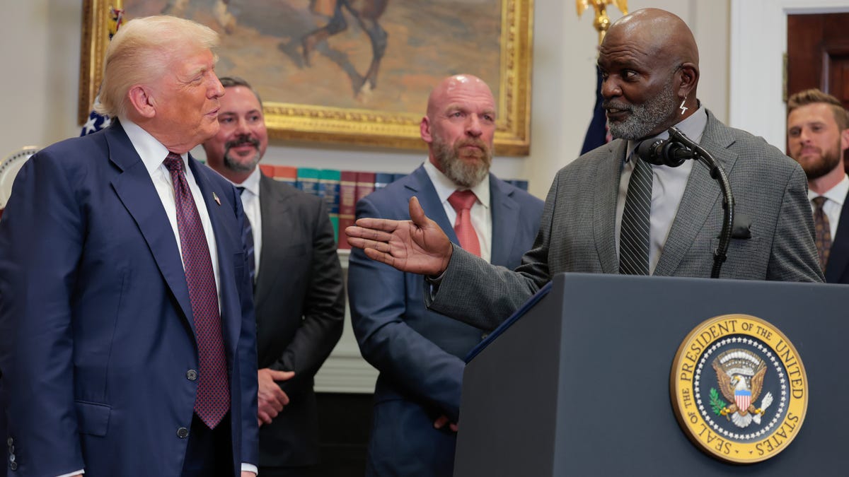 Trump reinstates Presidential Physical Fitness Test. How to pass Trump reinstates Presidential Physical Fitness Test. How to pass