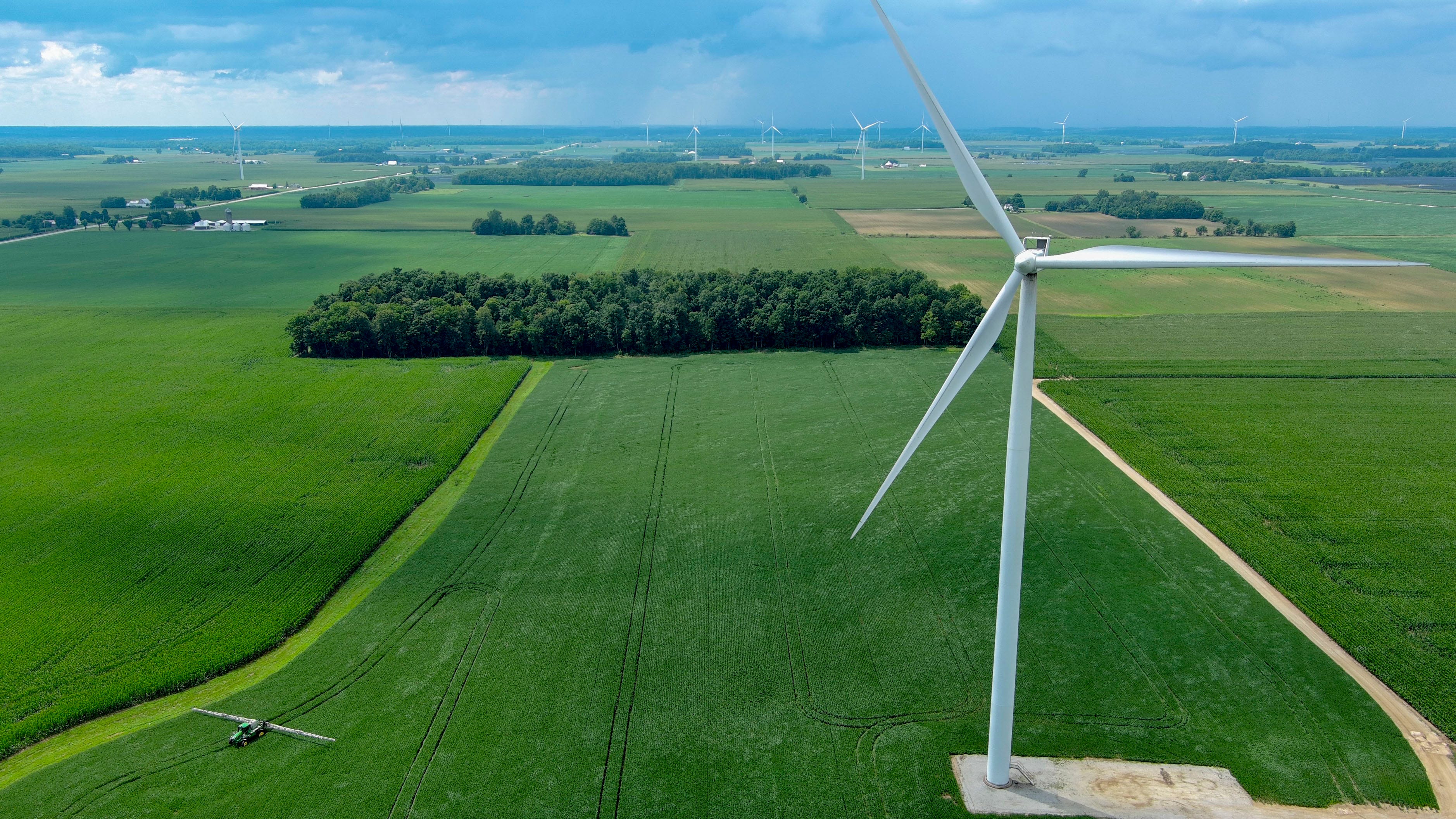 Trump dismisses solar, wind power, but the Chinese don’t