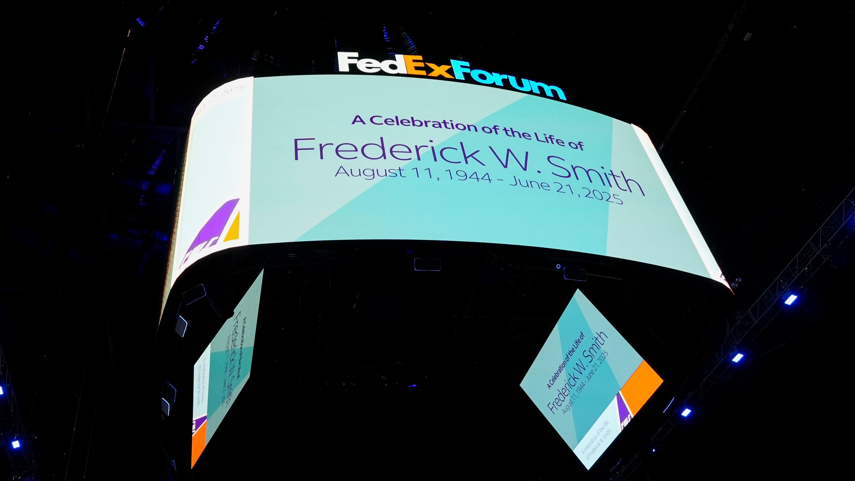 FedEx founder Fred Smith honored in Memphis: How he was remembered