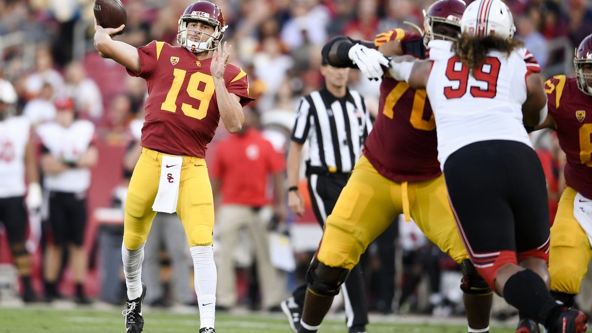USC football countdown to kickoff—Matt Fink in focus thumbnail