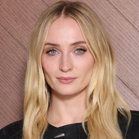 Sophie Turner attends the Louis Vuitton womenswear fall/winter 2025-2026 show as part of Paris Fashion Week on March 10, 2025.