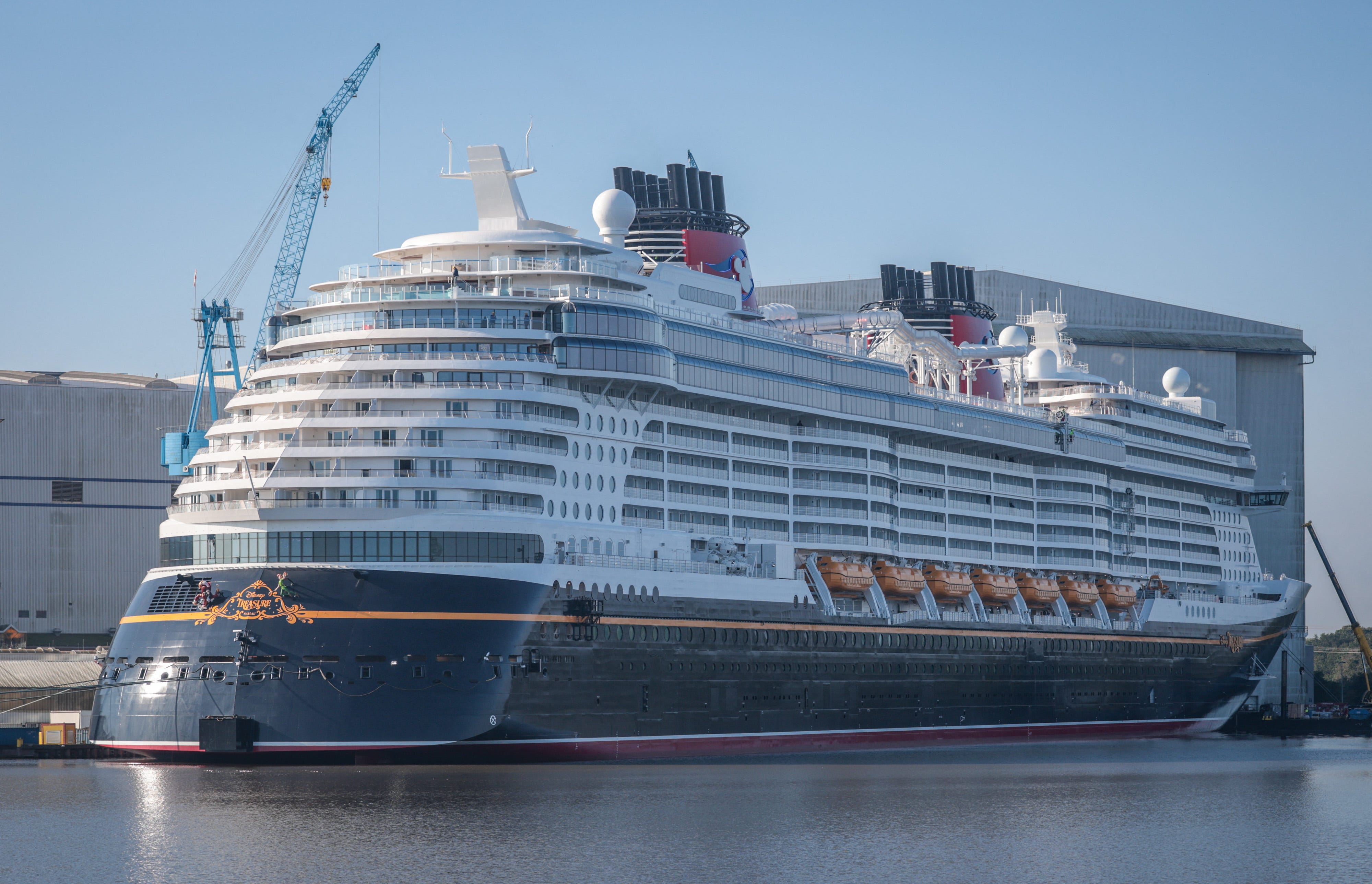 Carnival, Norwegian and more cruises reroute away from Hurricane Erin
