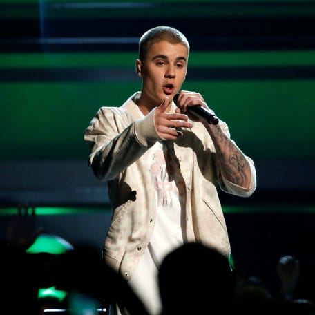 Justin Bieber performs a medley of songs at the 2016 Billboard Awards in Las Vegas, Nevada, U.S., May 22, 2016.