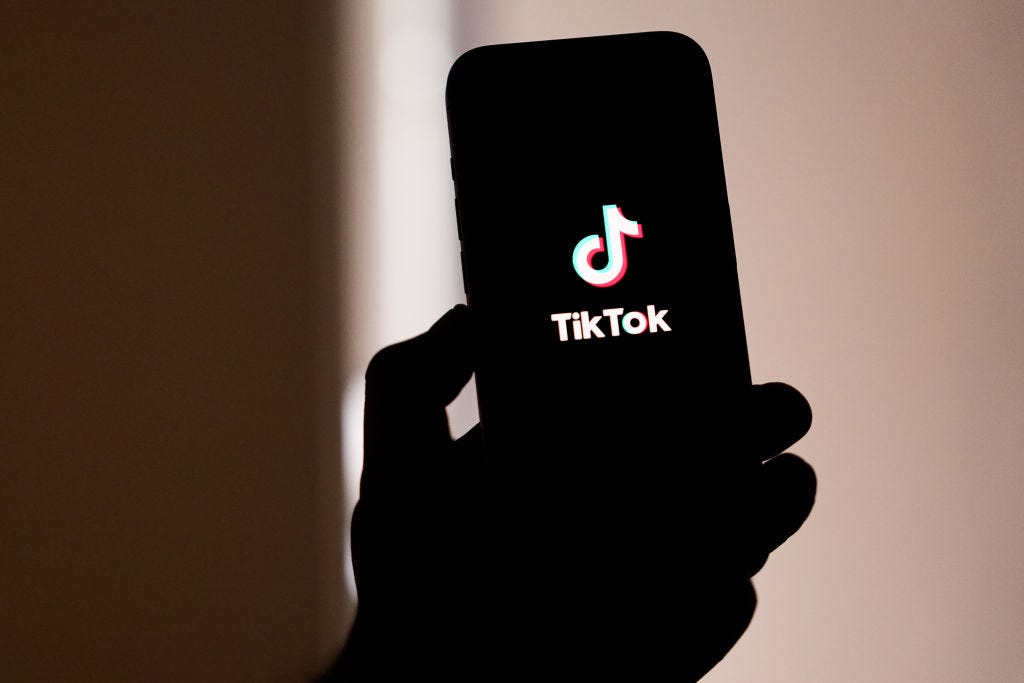 TikTok Stardom: How Country Artists Turn Viral Videos into Record Deals