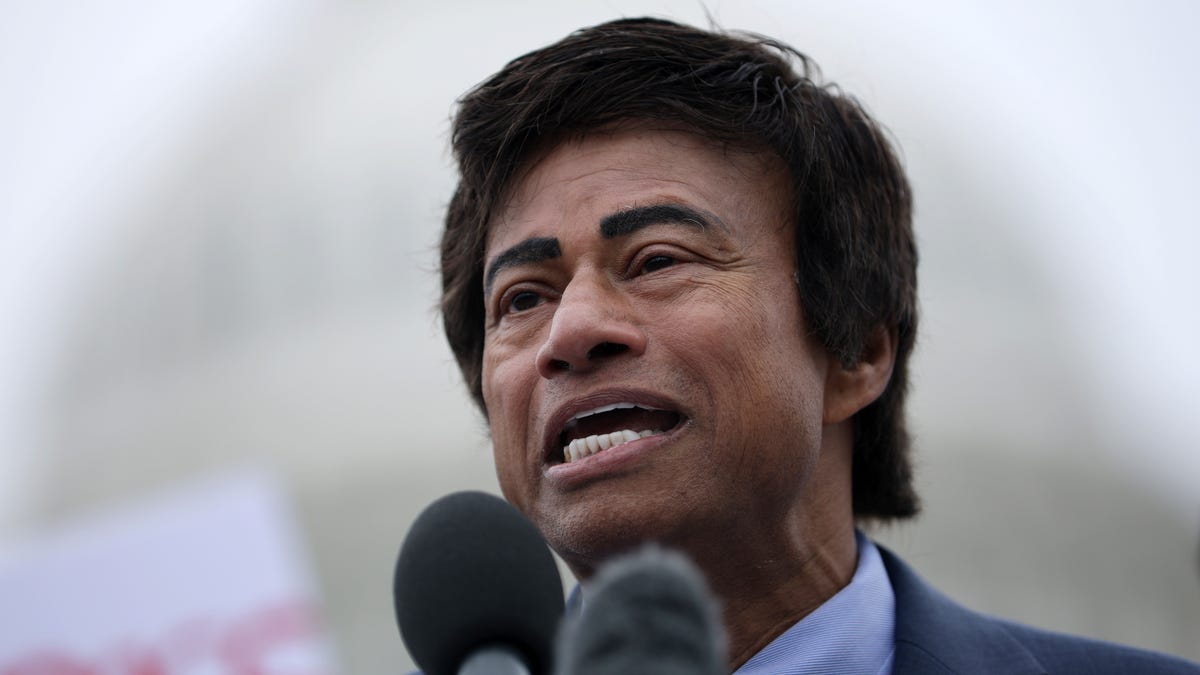 Thanedar left crypto holdings out of latest campaign finance report