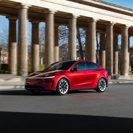 Additionally, the new Model Y leverages a 5% higher rated range than previous models, but still operates with the same battery.