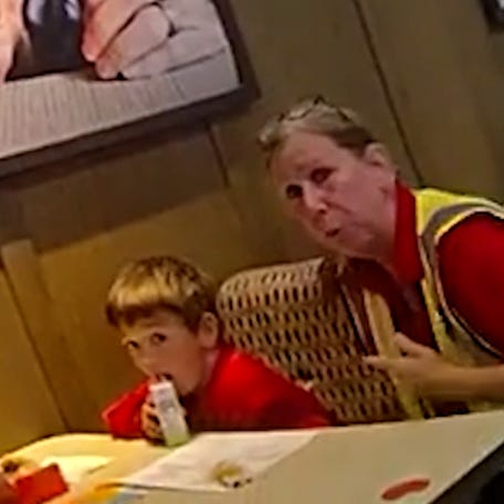 Florida officers find 5-year-old on solo breakfast adventure at Chick-fil-A thumb