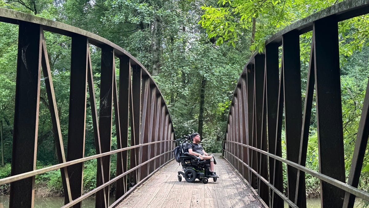 Cory Lee loves unique accessible experiences, like the outdoor trails he enjoyed in Sandy Springs, Georgia.