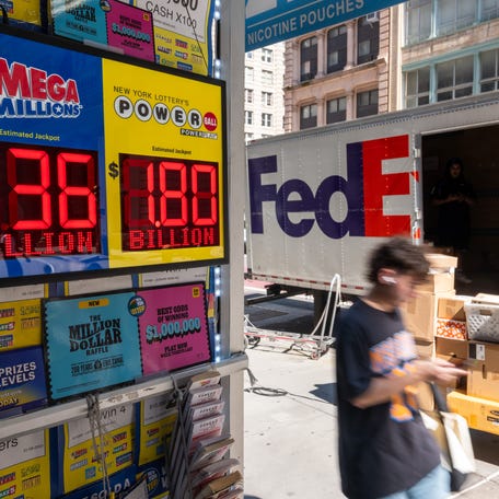 A newsstand in Manhattan advertises the latest Powerball Jackpot, now reaching $1.8 billion, on September 05, 2025, in New York City.